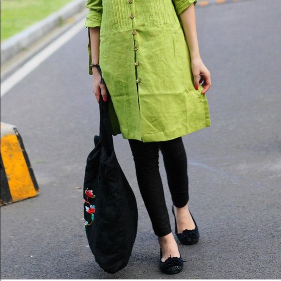 Tory Burch Solid Black Studded Ballerina Flats Bow Accent Color: Black Size: 7.5 - Picture 12 of 15